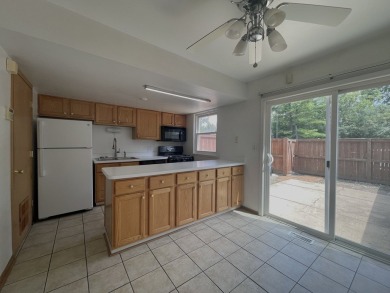 Welcome to this two-story townhouse located in the desirable on Hilldale Golf Club in Illinois - for sale on GolfHomes.com, golf home, golf lot