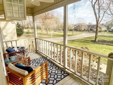 This charming 3-bed, 2-bath home is located in the highly on Westport Golf Club in North Carolina - for sale on GolfHomes.com, golf home, golf lot