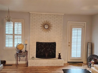 This charming 3-bed, 2-bath home is located in the highly on Westport Golf Club in North Carolina - for sale on GolfHomes.com, golf home, golf lot