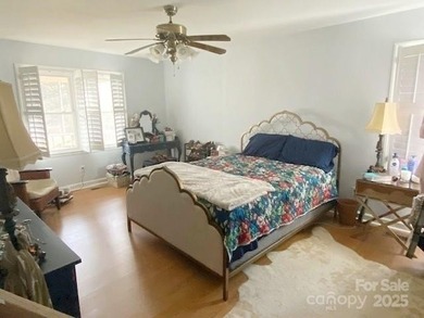 This charming 3-bed, 2-bath home is located in the highly on Westport Golf Club in North Carolina - for sale on GolfHomes.com, golf home, golf lot