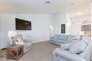 Beautifully maintained corner location 2-bedroom, 2-bath on Highland Falls Golf Club in Nevada - for sale on GolfHomes.com, golf home, golf lot