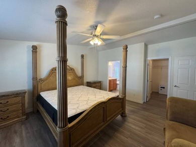 SELLER IS OFFERING 2 MONTHS FREE RENT INCENTIVE &1 YEAR HOME on Hemet West Mobile Estates in California - for sale on GolfHomes.com, golf home, golf lot