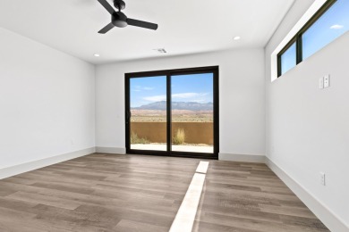 Brand new, custom-built single-level home in the heart of on Sand Hollow Golf Resort in Utah - for sale on GolfHomes.com, golf home, golf lot