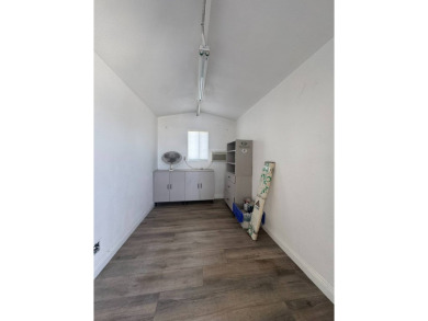 SELLER IS OFFERING 2 MONTHS FREE RENT INCENTIVE &1 YEAR HOME on Hemet West Mobile Estates in California - for sale on GolfHomes.com, golf home, golf lot