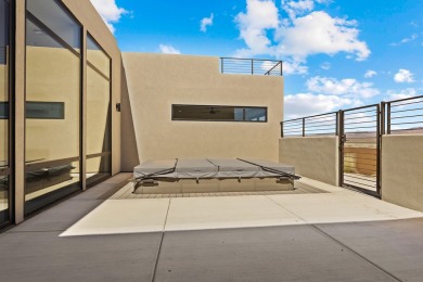 Brand new, custom-built single-level home in the heart of on Sand Hollow Golf Resort in Utah - for sale on GolfHomes.com, golf home, golf lot