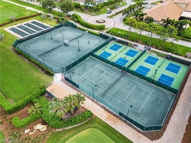 GOLF MEMBERSHIP INCLUDED ($50,000 VALUE)! Hunters Ridge is a on Hunters Ridge Country Club in Florida - for sale on GolfHomes.com, golf home, golf lot