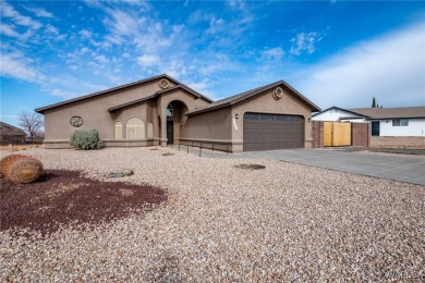 Stunning home in the Valle Vista Golf Community featuring on Valle Vista Golf Course in Arizona - for sale on GolfHomes.com, golf home, golf lot