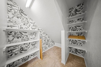 Elegantly updated home located on a spacious corner lot in the on Stewart Peninsula Golf Course in Texas - for sale on GolfHomes.com, golf home, golf lot