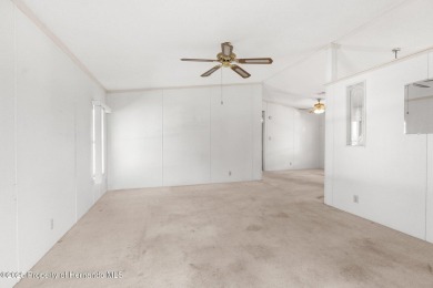 Welcome to this charming 2-BEDROOM, 2-BATHROOM, offering 1,178 on Brookridge Country Club in Florida - for sale on GolfHomes.com, golf home, golf lot