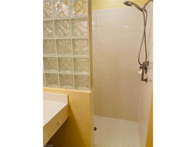 Spacious 3BR/2BA Condo - 1276 Sq Ft - Great Value & Potential!
 on Hammock Bay in Florida - for sale on GolfHomes.com, golf home, golf lot