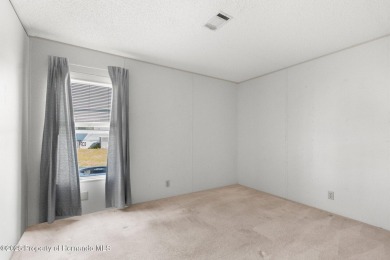 Welcome to this charming 2-BEDROOM, 2-BATHROOM, offering 1,178 on Brookridge Country Club in Florida - for sale on GolfHomes.com, golf home, golf lot