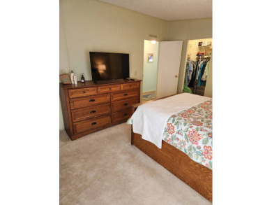 This 2 bedroom / 2 bath is all you need , perfect for the on Spanish Lakes Fairways in Florida - for sale on GolfHomes.com, golf home, golf lot