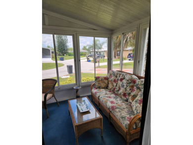 This 2 bedroom / 2 bath is all you need , perfect for the on Spanish Lakes Fairways in Florida - for sale on GolfHomes.com, golf home, golf lot