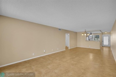 Priced To Sell, Beautiful, Large & Updated. 2 Bed 2 Bath in on  in Florida - for sale on GolfHomes.com, golf home, golf lot