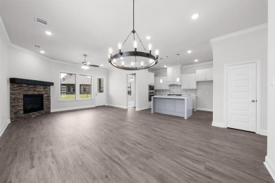 MLS# 20812507 - Built by Altura Homes - Ready Now! ~ This on Heath Golf and Yacht Club in Texas - for sale on GolfHomes.com, golf home, golf lot