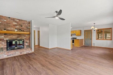 Welcome to 34 Luncarty Lane, a move-in ready 3-bedroom, 2-bath on Bella Vista Country Club - Scottsdale in Arkansas - for sale on GolfHomes.com, golf home, golf lot