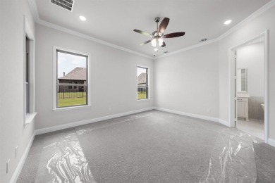MLS# 20812507 - Built by Altura Homes - Ready Now! ~ This on Heath Golf and Yacht Club in Texas - for sale on GolfHomes.com, golf home, golf lot