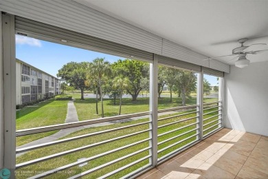 Priced To Sell, Beautiful, Large & Updated. 2 Bed 2 Bath in on  in Florida - for sale on GolfHomes.com, golf home, golf lot