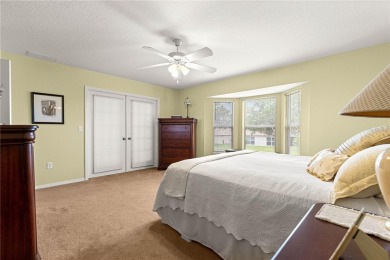 Charming 2 bed/2 bath Palm Floor Plan in Del Webb Spruce Creek on Eagle Ridge At Spruce Creek Country Club in Florida - for sale on GolfHomes.com, golf home, golf lot