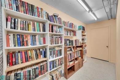 Priced To Sell, Beautiful, Large & Updated. 2 Bed 2 Bath in on  in Florida - for sale on GolfHomes.com, golf home, golf lot