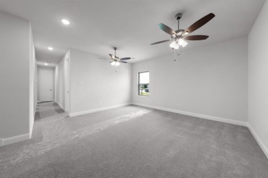 MLS# 20812507 - Built by Altura Homes - Ready Now! ~ This on Heath Golf and Yacht Club in Texas - for sale on GolfHomes.com, golf home, golf lot