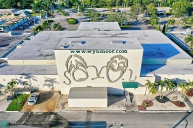 Priced To Sell, Beautiful, Large & Updated. 2 Bed 2 Bath in on  in Florida - for sale on GolfHomes.com, golf home, golf lot