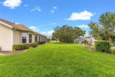 Charming 2 bed/2 bath Palm Floor Plan in Del Webb Spruce Creek on Eagle Ridge At Spruce Creek Country Club in Florida - for sale on GolfHomes.com, golf home, golf lot
