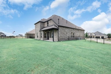 MLS# 20812507 - Built by Altura Homes - Ready Now! ~ This on Heath Golf and Yacht Club in Texas - for sale on GolfHomes.com, golf home, golf lot