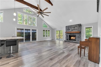 Move-In Ready | Bentonville Schools. Perfectly positioned for on Bella Vista - Metfield Golf Complex and Country Club in Arkansas - for sale on GolfHomes.com, golf home, golf lot