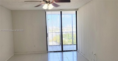 AVENTURA - BEAUTIFUL PENTHOUSE - REDONE 1 BED/1.5 BATH - ALL on Turnberry Isle Resort and Club in Florida - for sale on GolfHomes.com, golf home, golf lot