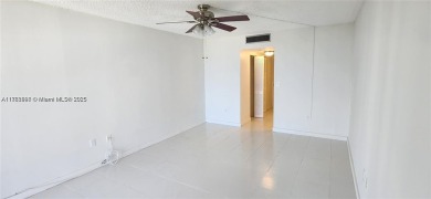 AVENTURA - BEAUTIFUL PENTHOUSE - REDONE 1 BED/1.5 BATH - ALL on Turnberry Isle Resort and Club in Florida - for sale on GolfHomes.com, golf home, golf lot