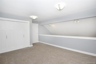 Welcome to 3800 Lakeview in beautiful Shady Beach Heights on Orchard Lake Country Club in Michigan - for sale on GolfHomes.com, golf home, golf lot