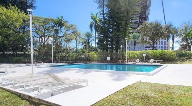 AVENTURA - BEAUTIFUL PENTHOUSE - REDONE 1 BED/1.5 BATH - ALL on Turnberry Isle Resort and Club in Florida - for sale on GolfHomes.com, golf home, golf lot