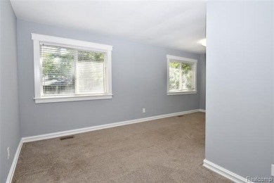 Welcome to 3800 Lakeview in beautiful Shady Beach Heights on Orchard Lake Country Club in Michigan - for sale on GolfHomes.com, golf home, golf lot