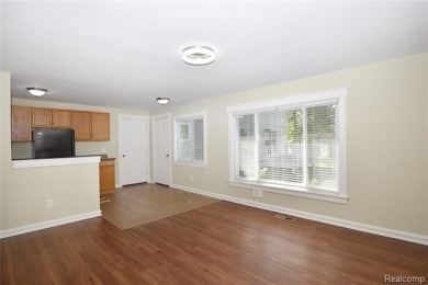 Welcome to 3800 Lakeview in beautiful Shady Beach Heights on Orchard Lake Country Club in Michigan - for sale on GolfHomes.com, golf home, golf lot