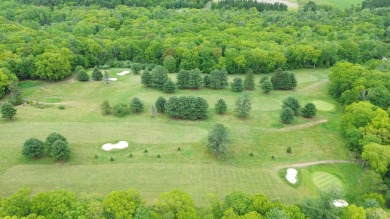 Looking for Country Charm with MODERN updates? This cedar clad on Indian Mountain Golf Course in Pennsylvania - for sale on GolfHomes.com, golf home, golf lot