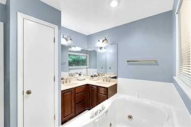Welcome to this 3 bedroom, 3 bathroom spacious home in the on Keowee Key Golf and Country Club in South Carolina - for sale on GolfHomes.com, golf home, golf lot