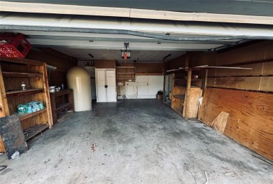 For Sale - Spacious 3 Bed / 2 Bath Home + Workshop | Midwest on Midwest City Municipal Golf Course in Oklahoma - for sale on GolfHomes.com, golf home, golf lot