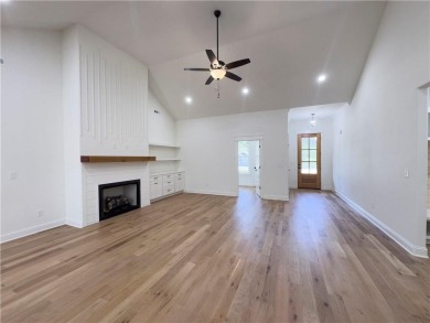 Come see this beautifully upgraded 3-Bedroom plus office home in on Branchwood Golf Course in Arkansas - for sale on GolfHomes.com, golf home, golf lot