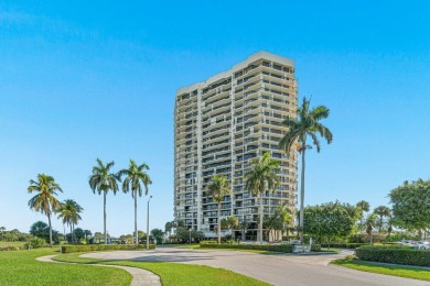 :Stunning unobstructed views over the newly redone Dutchman's on The President Country Club in Florida - for sale on GolfHomes.com, golf home, golf lot