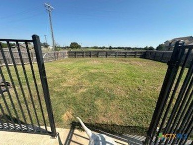 This stunning 4 bedroom, 2 bath home with a sparkling pool is on Gatesville Country Club in Texas - for sale on GolfHomes.com, golf home, golf lot