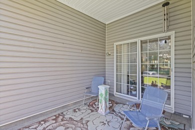 Beautiful 3-bedroom, 2-bath home located in a desirable gated on Arrowhead Country Club in South Carolina - for sale on GolfHomes.com, golf home, golf lot