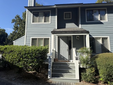 Wonderful townhouse style condo located in a quiet neighborhood on  in South Carolina - for sale on GolfHomes.com, golf home, golf lot