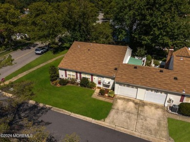 BACK ON MARKET - BUYER'S SALE FELL THROUGH! RARE HASTINGS model on Leisure Village West Assoc. in New Jersey - for sale on GolfHomes.com, golf home, golf lot