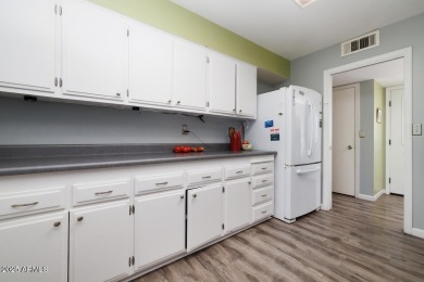 Looking for a cozy Home Sweet Home?  This charming 2-bedroom on Sun City South Golf Course in Arizona - for sale on GolfHomes.com, golf home, golf lot