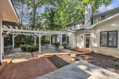 Stately and spacious, this 5BR/4.5BA home in desirable Shannon on Statesville Country Club in North Carolina - for sale on GolfHomes.com, golf home, golf lot