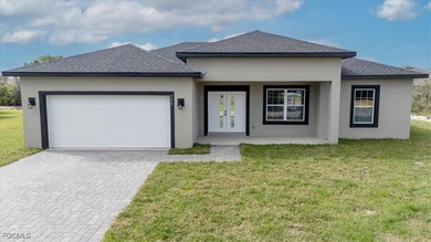 **Brand-New Home** Discover this beautifully built new on Sun n Lake Golf and Country Club in Florida - for sale on GolfHomes.com, golf home, golf lot