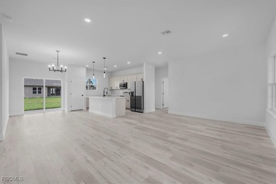 **Brand-New Home** Discover this beautifully built new on Sun n Lake Golf and Country Club in Florida - for sale on GolfHomes.com, golf home, golf lot