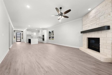MLS# 20812520 - Built by Altura Homes - Ready Now! ~ This on Heath Golf and Yacht Club in Texas - for sale on GolfHomes.com, golf home, golf lot