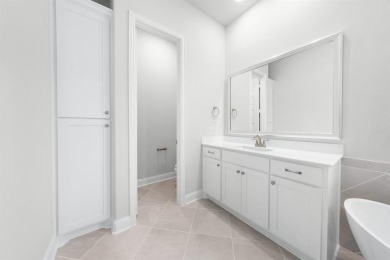 MLS# 20812520 - Built by Altura Homes - Ready Now! ~ This on Heath Golf and Yacht Club in Texas - for sale on GolfHomes.com, golf home, golf lot
